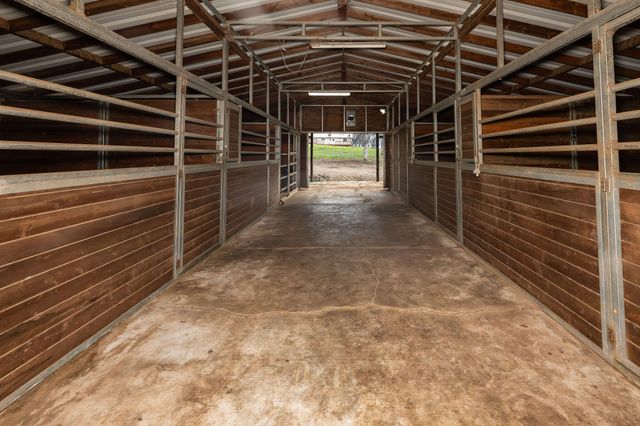 18020 Benson Road, Cottonwood, CA 96022