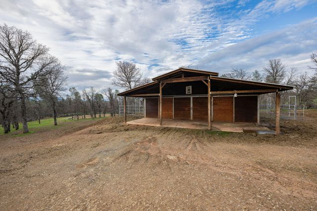 18020 Benson Road, Cottonwood, CA 96022