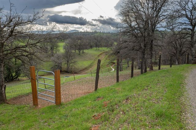 18020 Benson Road, Cottonwood, CA 96022