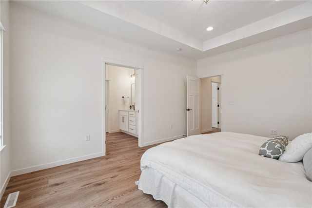 1625 Cottage Ridge Drive, Marion, IA 52302