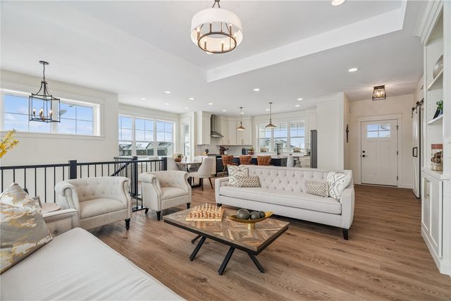 1625 Cottage Ridge Drive, Marion, IA 52302