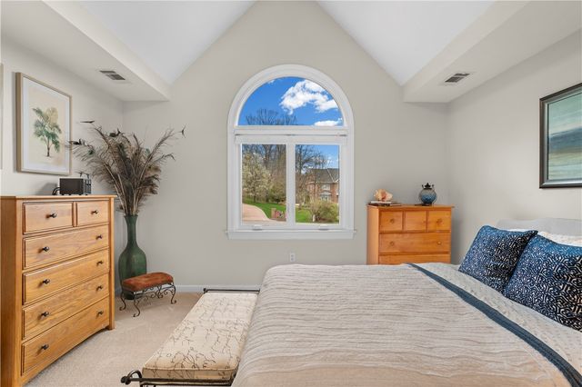 189 Wedgewood Dr, Richland, PA 15044