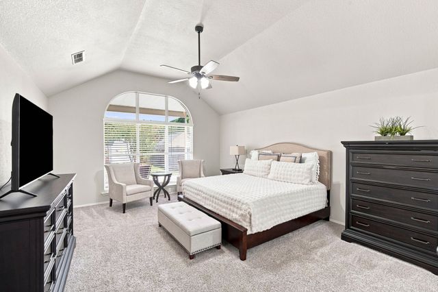 711 Coal Creek Drive, Mansfield, TX 76063