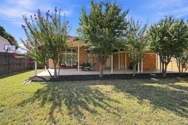 711 Coal Creek Drive, Mansfield, TX 76063