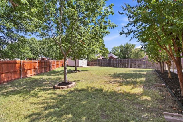 711 Coal Creek Drive, Mansfield, TX 76063
