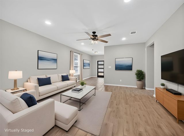 521 Rearing Mare PASS, Georgetown, TX 78626