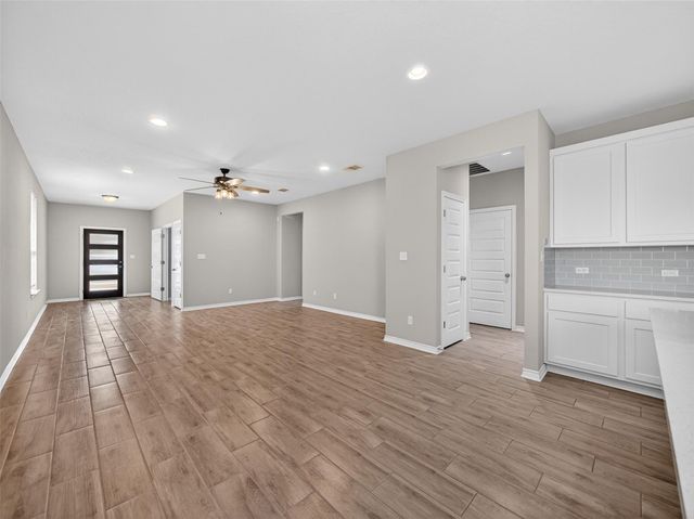 521 Rearing Mare PASS, Georgetown, TX 78626