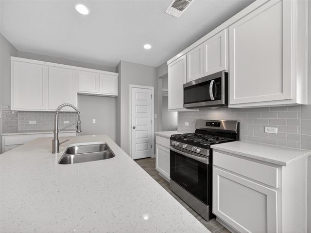 521 Rearing Mare PASS, Georgetown, TX 78626