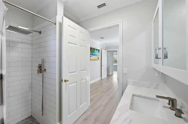 5635 Lake George Place, Lake Worth, FL 33463
