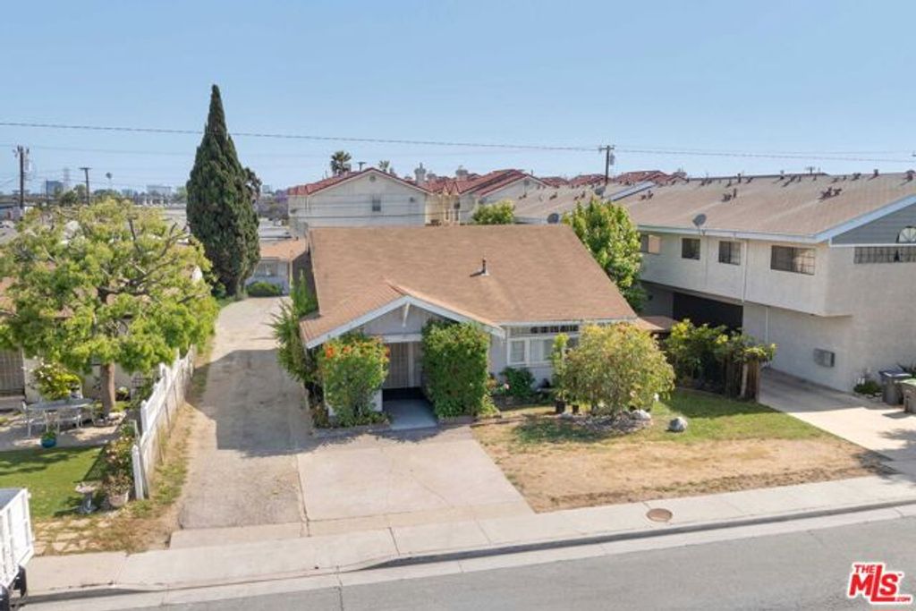 1148 W 166th Street, Gardena, CA 90247