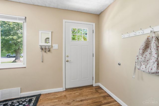 1525 Westview Court, Reading, OH 45215