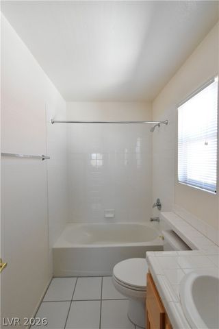 9243 Snow Flower Avenue, Las Vegas, NV 89147