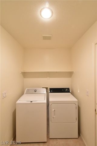 9243 Snow Flower Avenue, Las Vegas, NV 89147