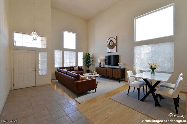 9243 Snow Flower Avenue, Las Vegas, NV 89147