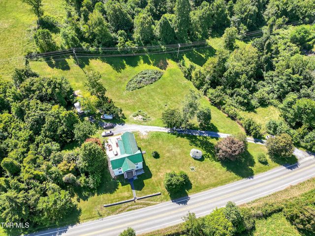 34542 Lee Highway, Glade Spring, VA 24340