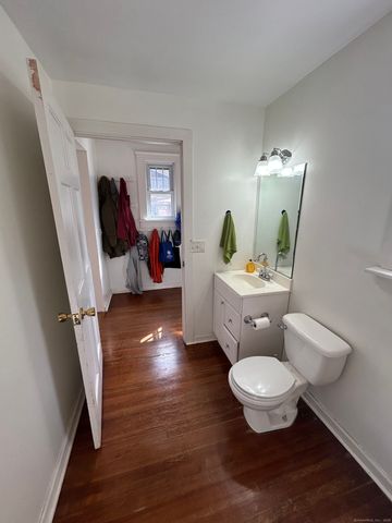 21 Acushnet Street, Naugatuck, CT 06770