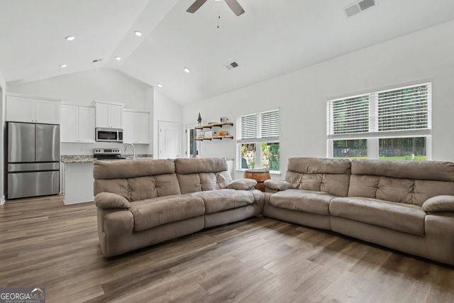 4141 Primrose Road, Grantville, GA 30220