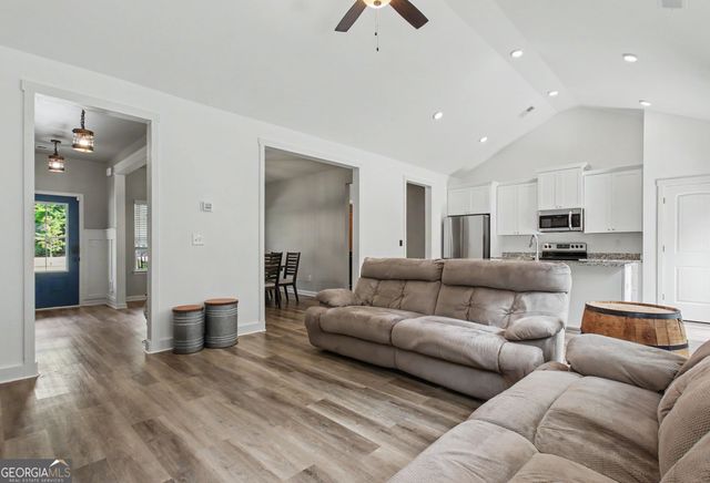 4141 Primrose Road, Grantville, GA 30220