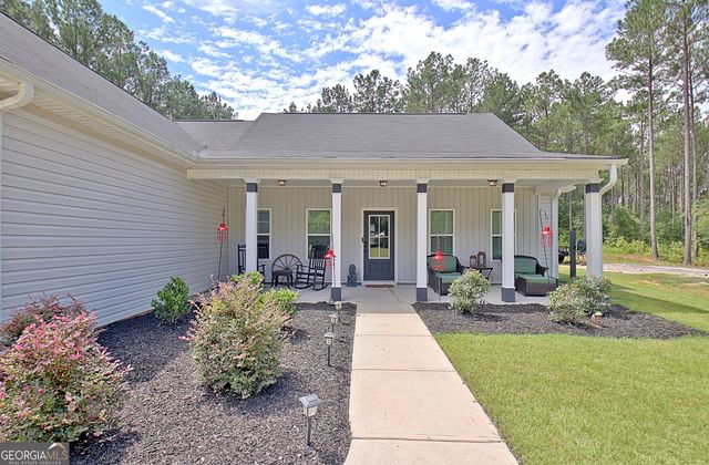 4141 Primrose Road, Grantville, GA 30220