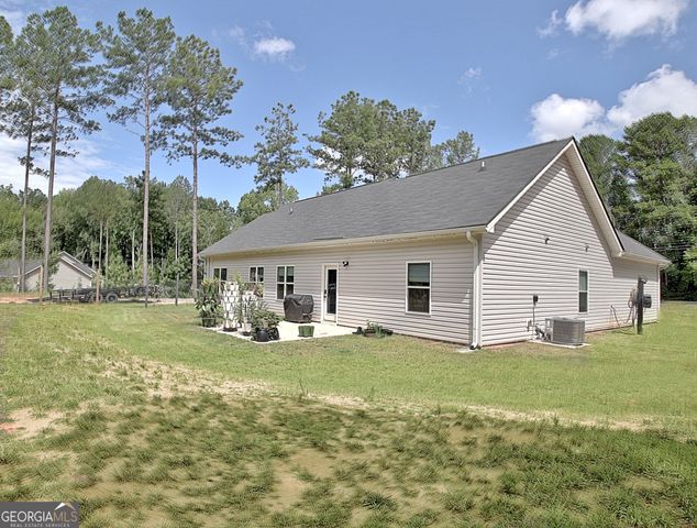 4141 Primrose Road, Grantville, GA 30220