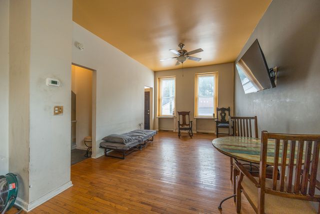 3008 N Clybourn Avenue, Chicago, IL 60618