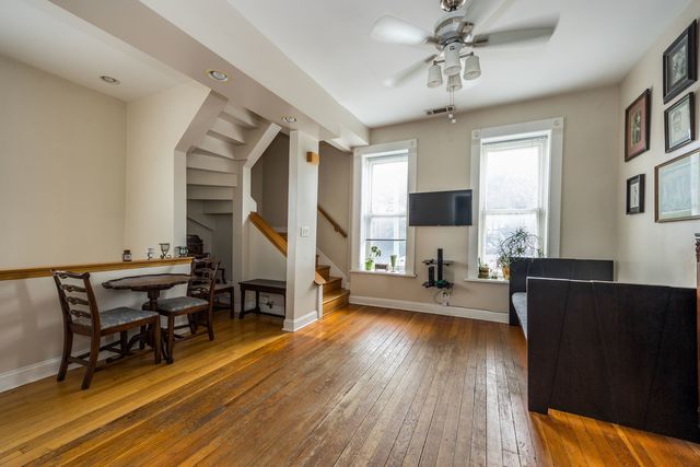 3008 N Clybourn Avenue, Chicago, IL 60618