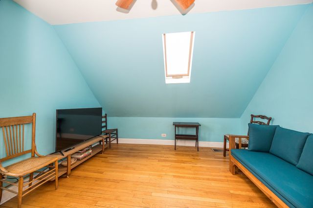 3008 N Clybourn Avenue, Chicago, IL 60618