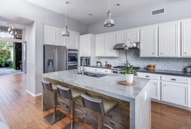 3428 Camino Corte, Carlsbad, CA 92009