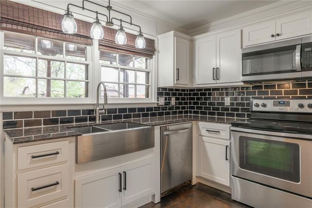 2617 Chaucer Drive, Oklahoma City, OK 73120