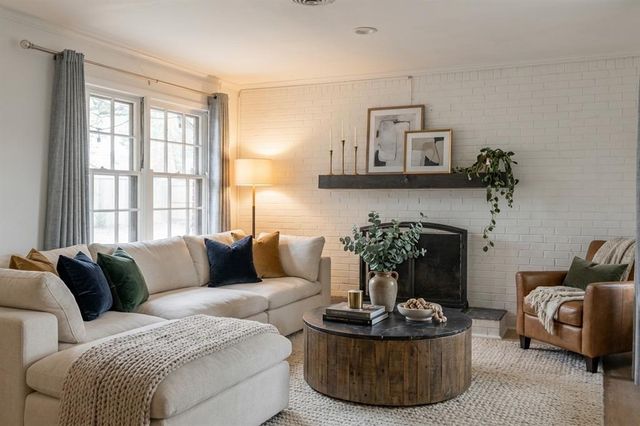 2617 Chaucer Drive, Oklahoma City, OK 73120