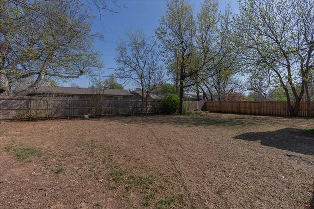 2617 Chaucer Drive, Oklahoma City, OK 73120