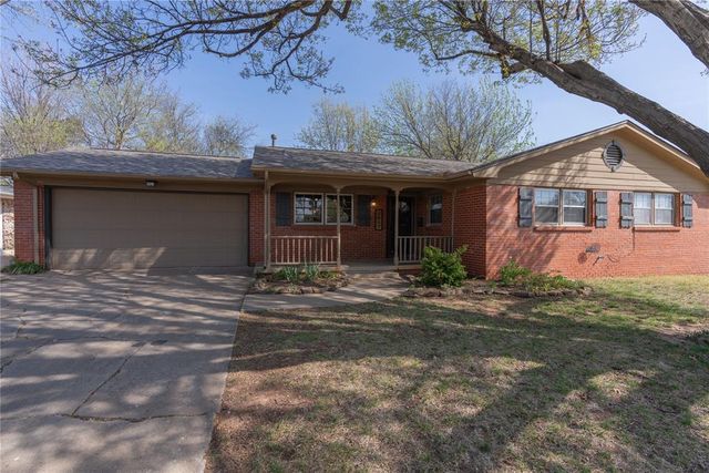 2617 Chaucer Drive, Oklahoma City, OK 73120