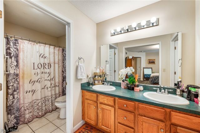 4593 Michigan Boulevard, Youngstown, OH 44505