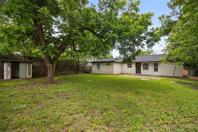 1605 Proctor Drive, Grand Prairie, TX 75051