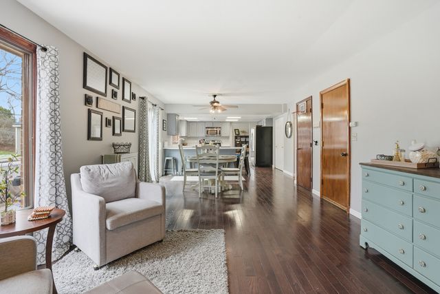476 Gerry Street, Woodstock, IL 60098