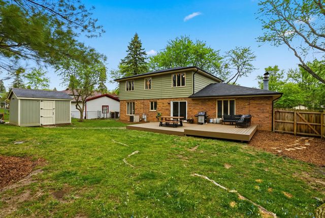 476 Gerry Street, Woodstock, IL 60098
