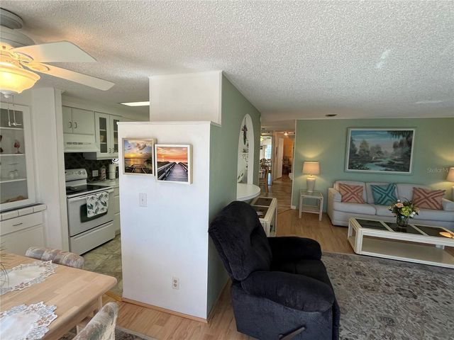 511 CERVINA DRIVE N, Venice, FL 34285