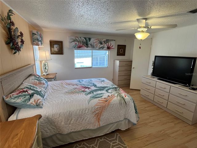 511 CERVINA DRIVE N, Venice, FL 34285