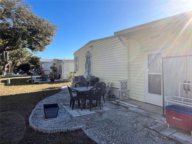 511 CERVINA DRIVE N, Venice, FL 34285