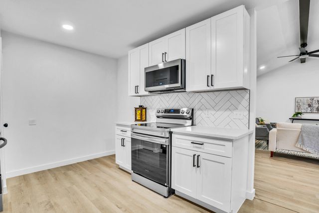 6529 Blue Grass Drive, Watauga, TX 76148