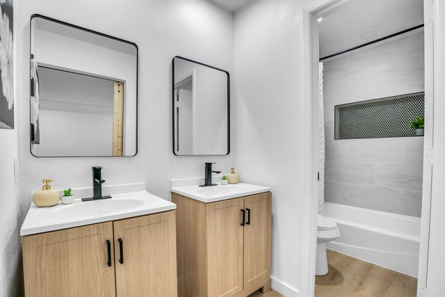 6529 Blue Grass Drive, Watauga, TX 76148