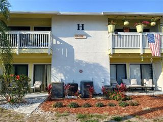 455 ALT 19 S 121, Palm Harbor, FL 34683