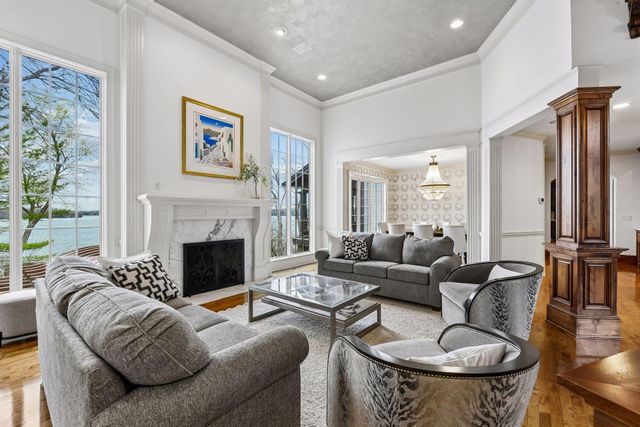 6425 Virginia Drive, Excelsior, MN 55331