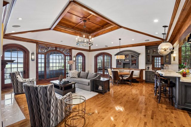 6425 Virginia Drive, Excelsior, MN 55331