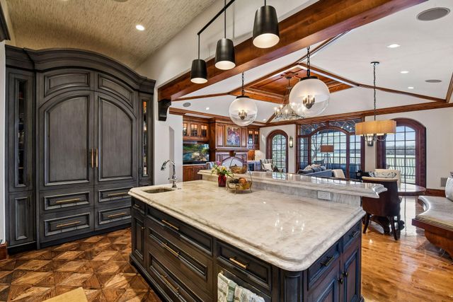 6425 Virginia Drive, Excelsior, MN 55331