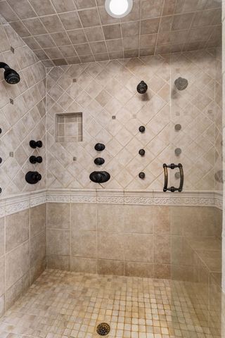 6425 Virginia Drive, Excelsior, MN 55331