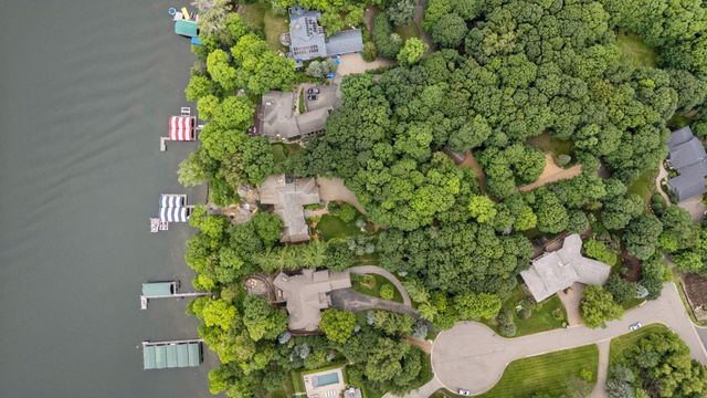 6425 Virginia Drive, Excelsior, MN 55331