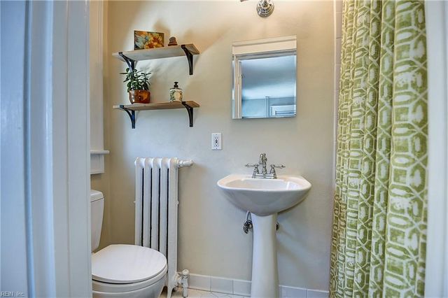 5239 Studeley AVE, Norfolk, VA 23508