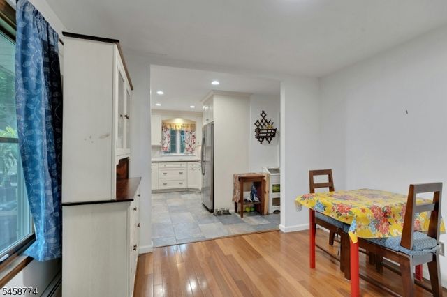 15 Hillside Rd, Ringwood Boro, NJ 07456