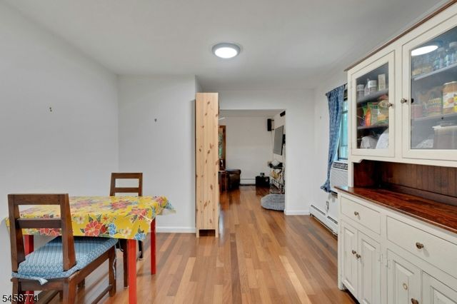 15 Hillside Rd, Ringwood Boro, NJ 07456